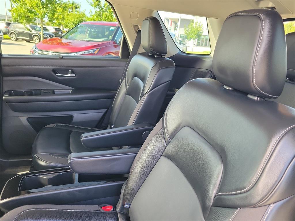 used 2023 Nissan Pathfinder car, priced at $31,998