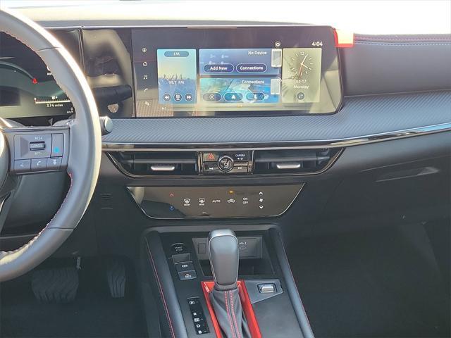 new 2025 Nissan Kicks car, priced at $27,031