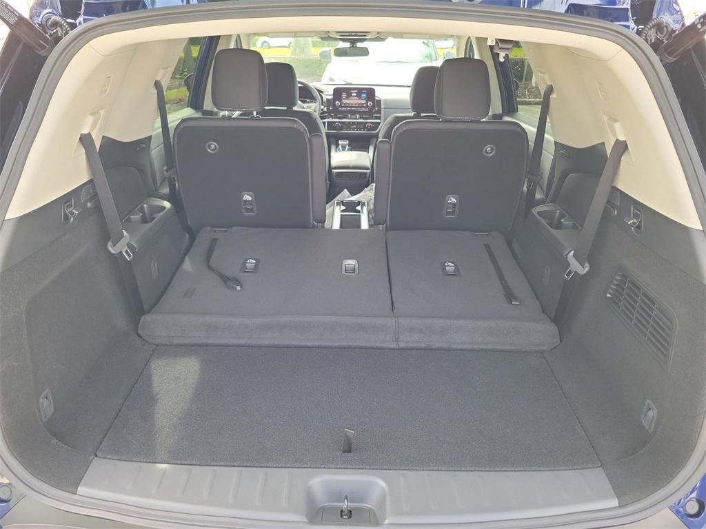 new 2025 Nissan Pathfinder car, priced at $35,784