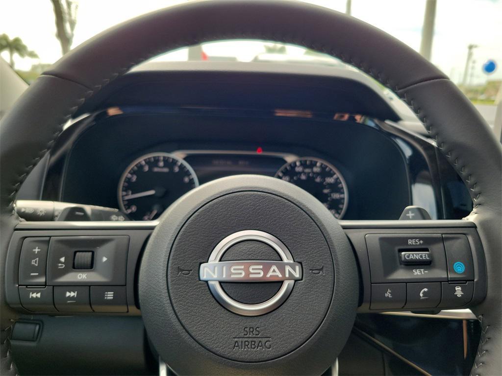 new 2025 Nissan Pathfinder car, priced at $35,784