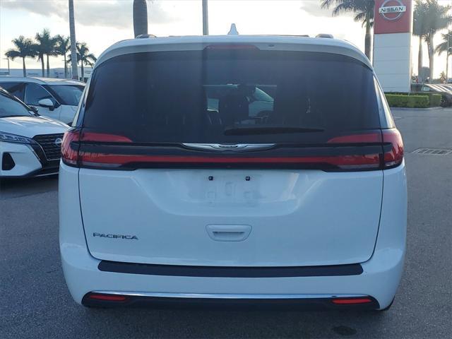 used 2022 Chrysler Pacifica car, priced at $20,998