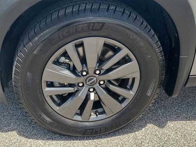used 2022 Nissan Pathfinder car, priced at $24,998