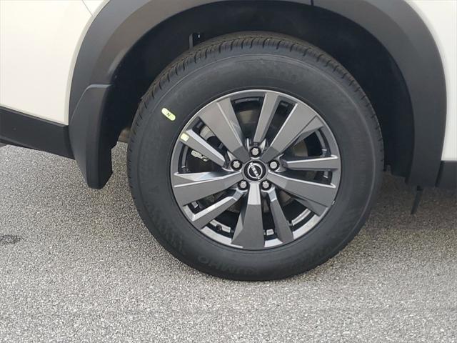 new 2025 Nissan Pathfinder car, priced at $38,915