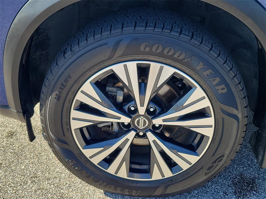 used 2021 Nissan Rogue car, priced at $16,914