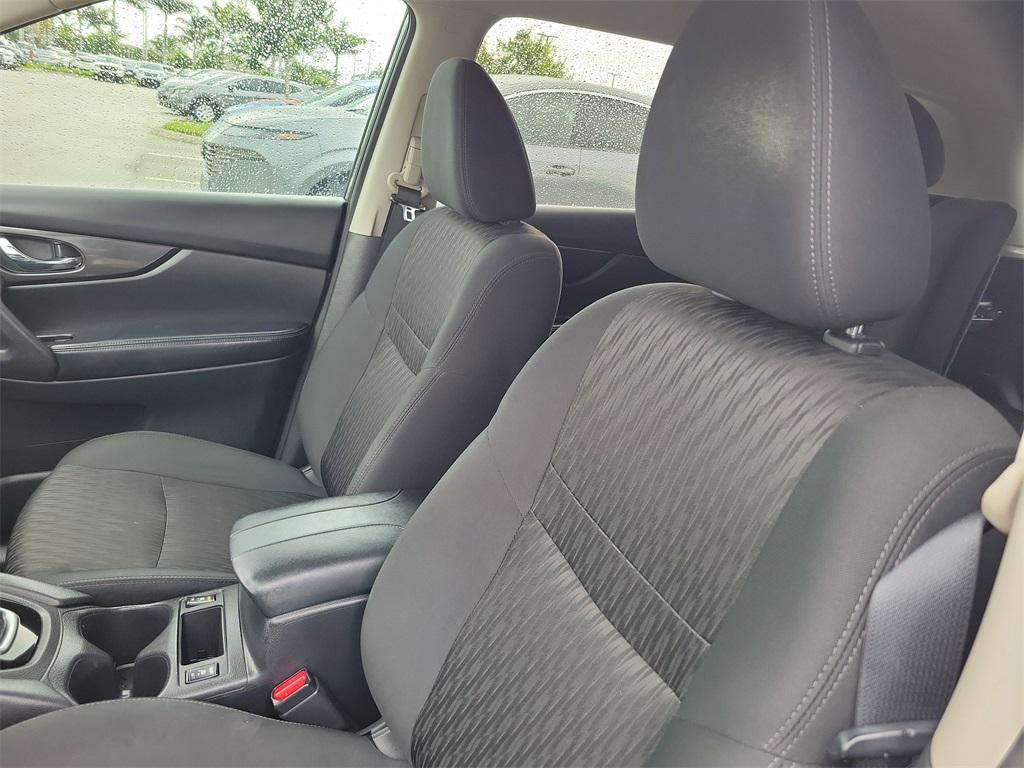 used 2019 Nissan Rogue car, priced at $13,881