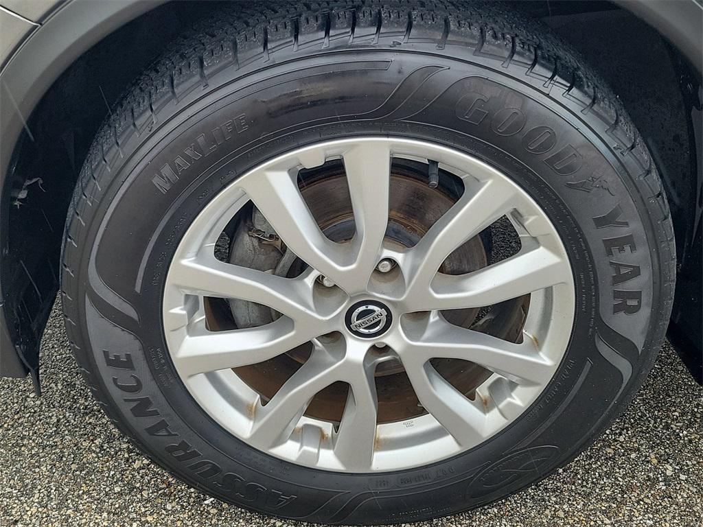 used 2019 Nissan Rogue car, priced at $13,881