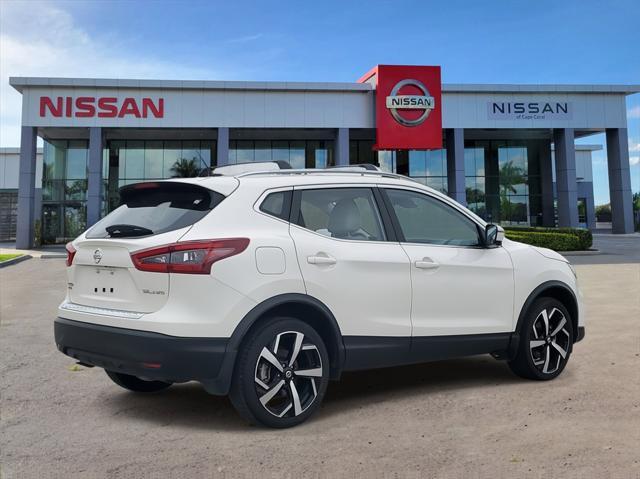 used 2022 Nissan Rogue Sport car, priced at $19,998