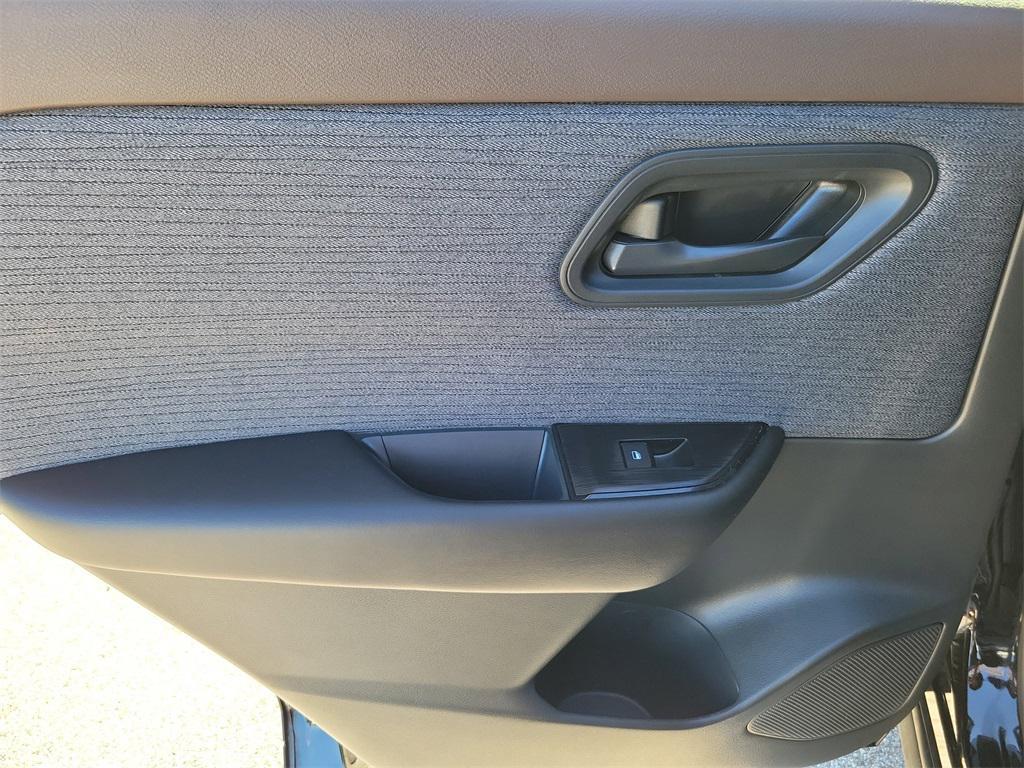 used 2023 Nissan Rogue car, priced at $20,898
