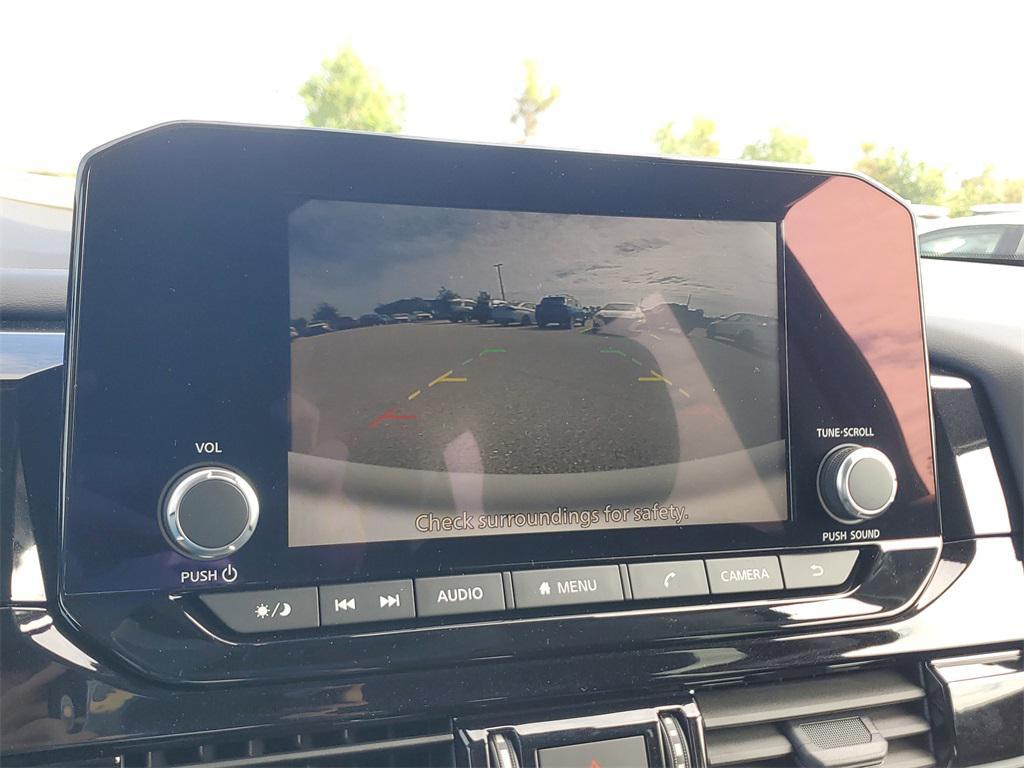 new 2025 Nissan Pathfinder car, priced at $33,196