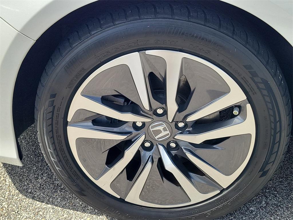 used 2021 Honda Accord Hybrid car, priced at $23,923