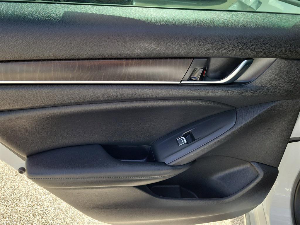 used 2021 Honda Accord Hybrid car, priced at $23,923