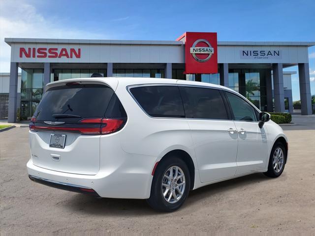used 2023 Chrysler Pacifica car, priced at $22,888