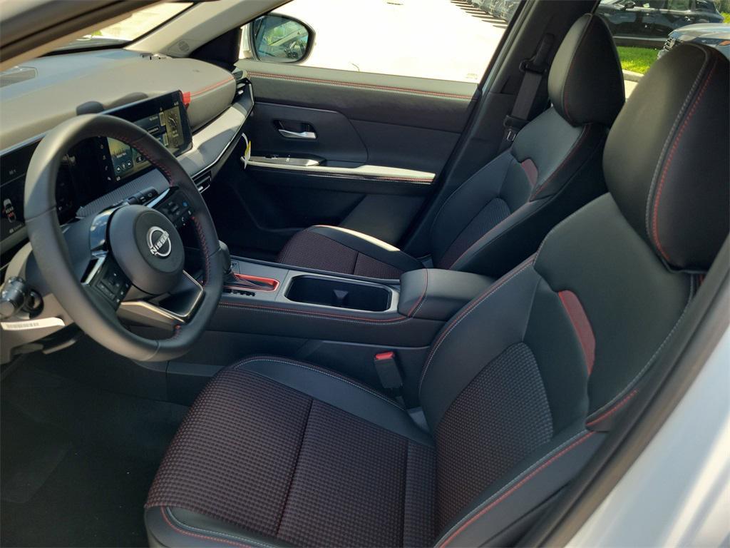new 2025 Nissan Kicks car, priced at $27,659