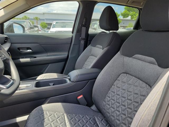 new 2025 Nissan Kicks car, priced at $25,908