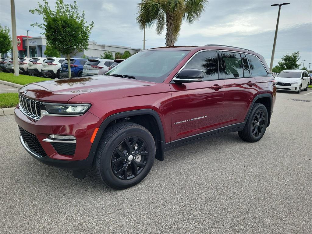 used 2022 Jeep Grand Cherokee car, priced at $27,602