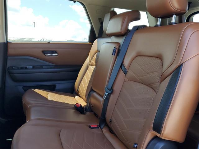 used 2023 Nissan Pathfinder car, priced at $35,998