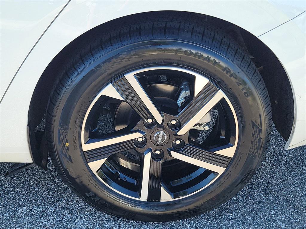used 2024 Nissan Sentra car, priced at $15,989