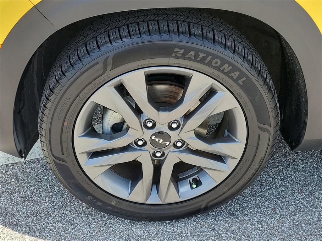 used 2023 Kia Seltos car, priced at $16,694