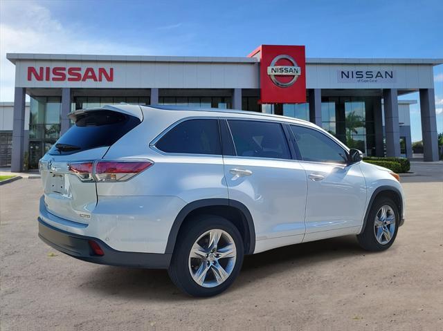 used 2015 Toyota Highlander car, priced at $15,888