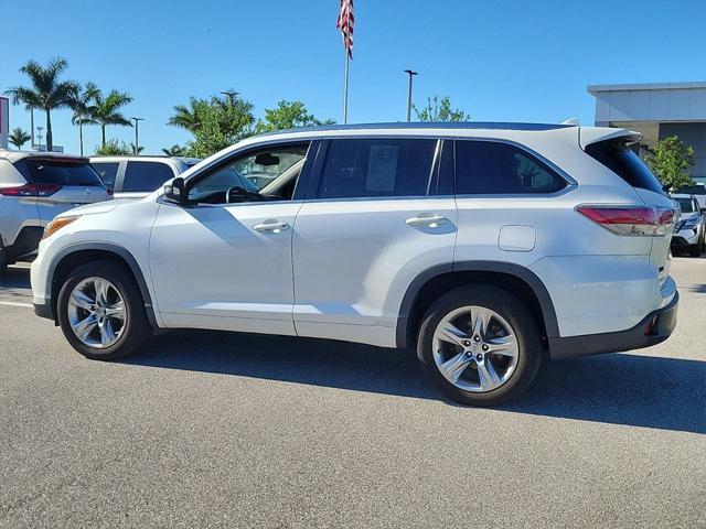 used 2015 Toyota Highlander car, priced at $15,888