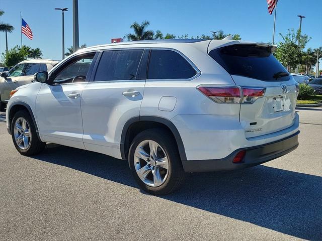 used 2015 Toyota Highlander car, priced at $15,888