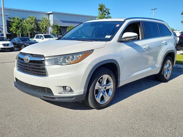 used 2015 Toyota Highlander car, priced at $15,888