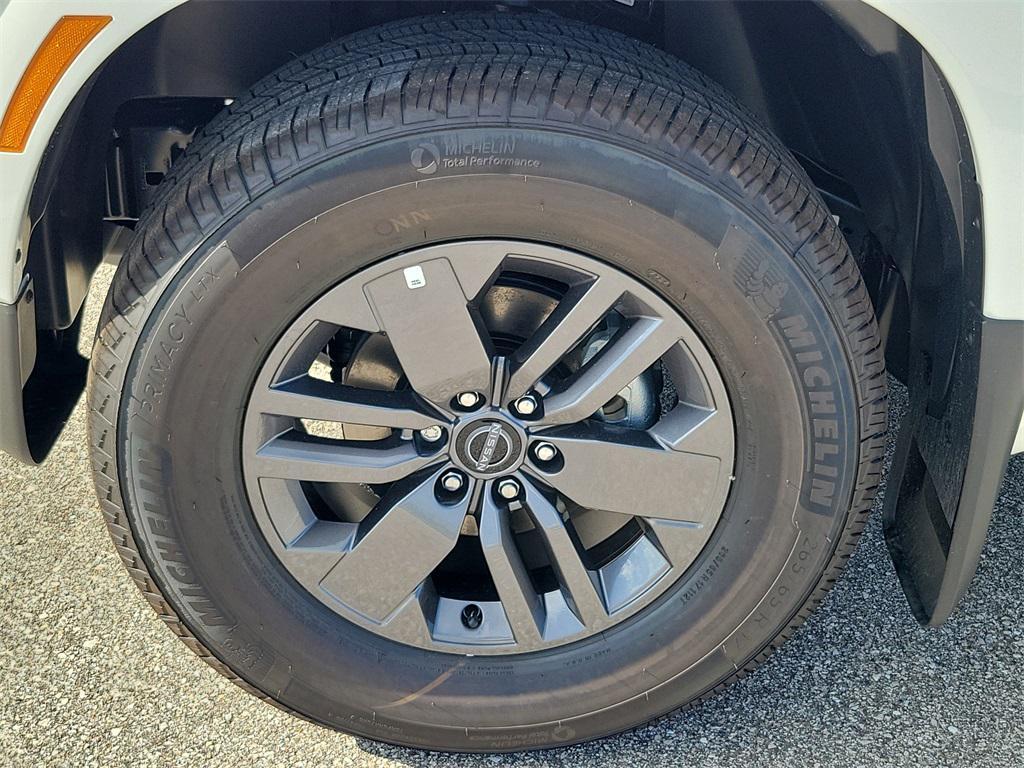new 2025 Nissan Frontier car, priced at $33,172
