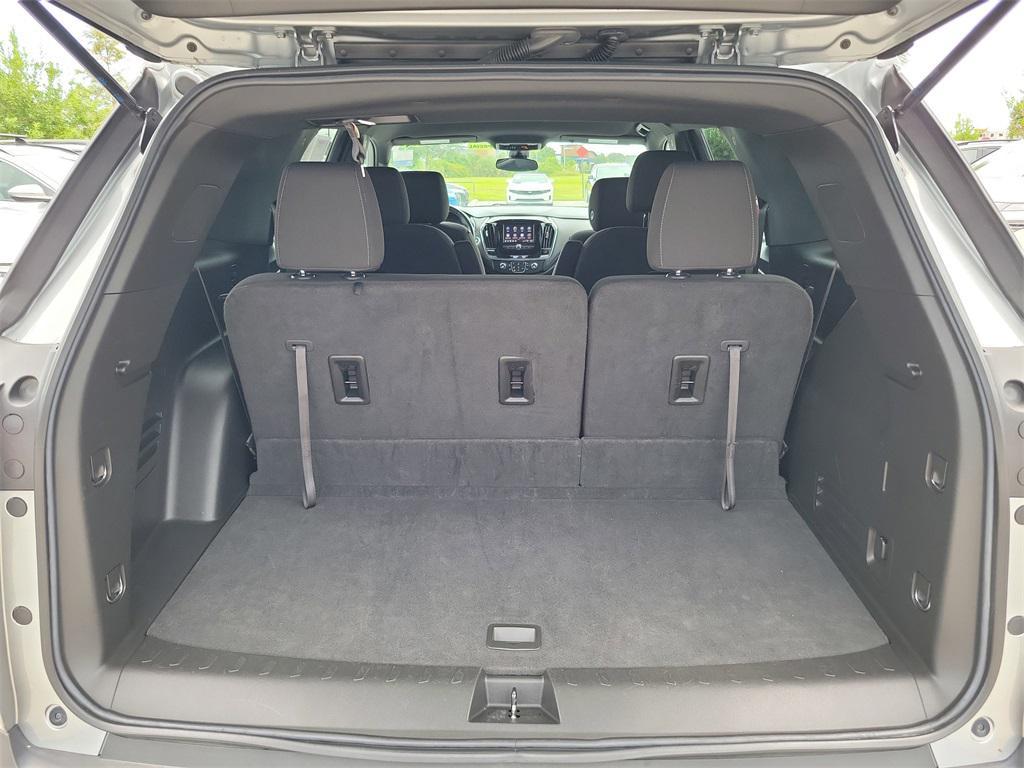 used 2023 Chevrolet Traverse car, priced at $25,855