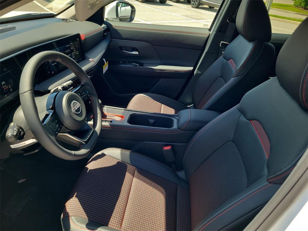 new 2025 Nissan Kicks car, priced at $27,659