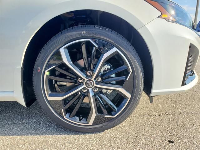 new 2025 Nissan Altima car, priced at $33,100