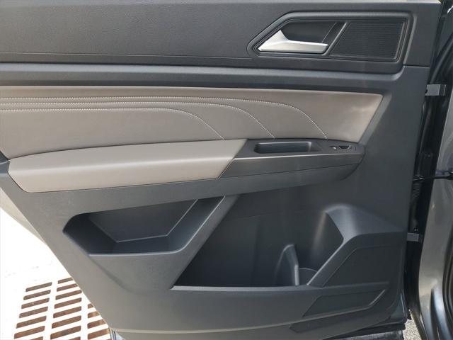 used 2022 Volkswagen Atlas car, priced at $23,998