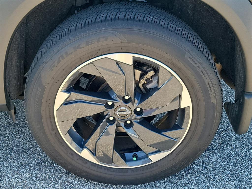 used 2024 Nissan Rogue car, priced at $23,998