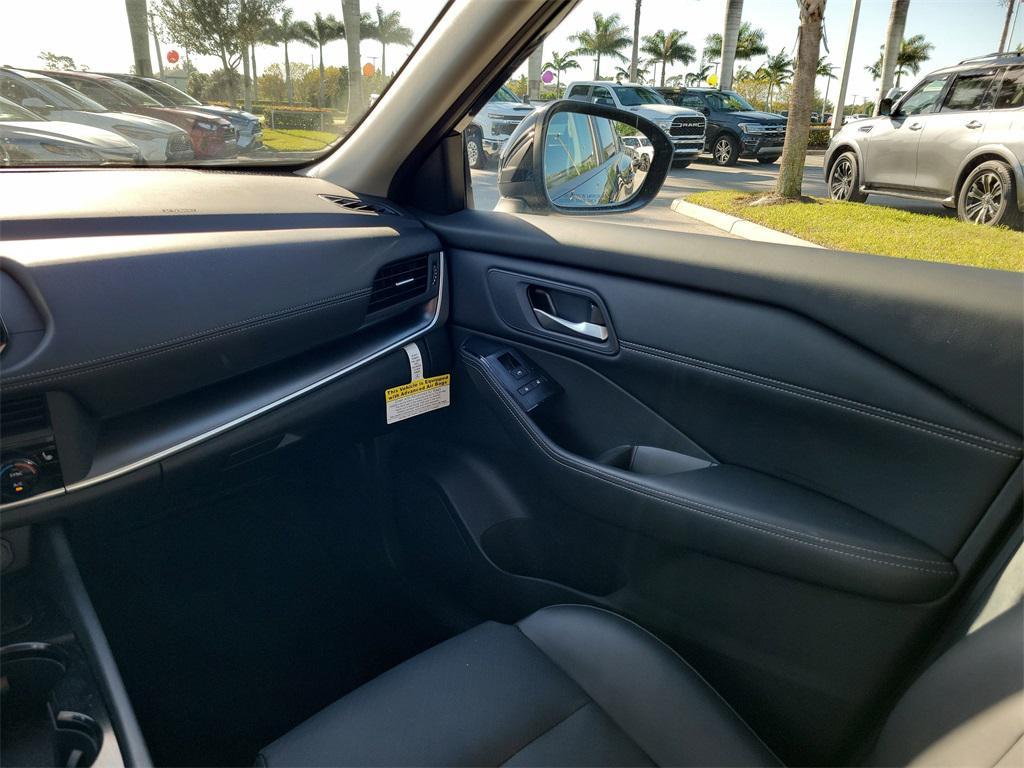 used 2024 Nissan Rogue car, priced at $23,998