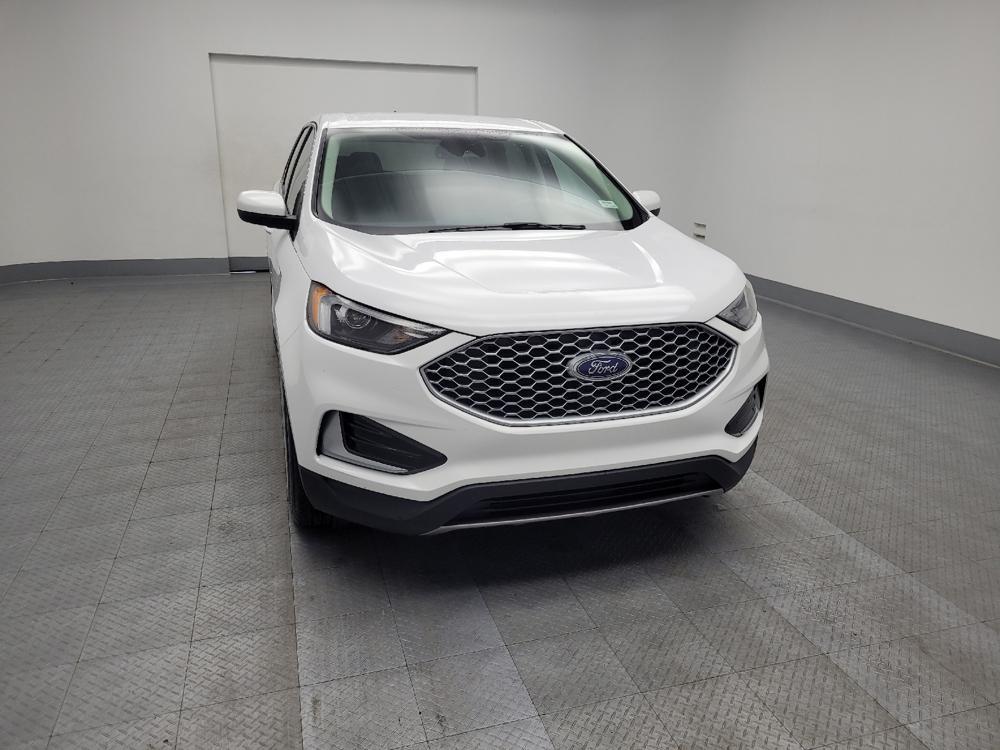 used 2024 Ford Edge car, priced at $28,395