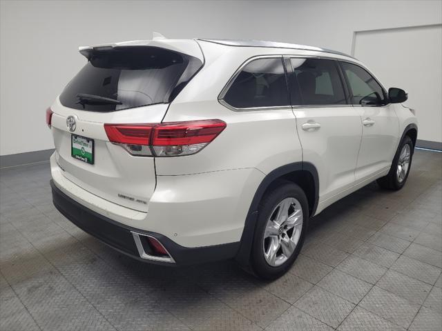 used 2019 Toyota Highlander car, priced at $31,995