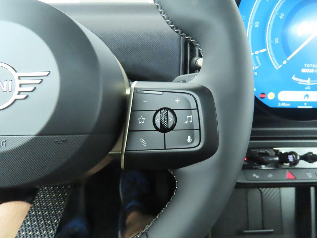 used 2025 MINI Hardtop car, priced at $32,722