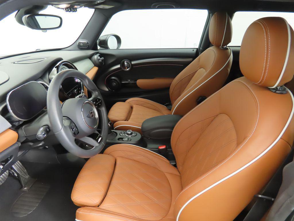 used 2023 MINI Hardtop car, priced at $33,990