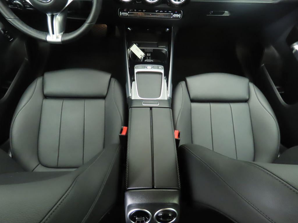 used 2024 Mercedes-Benz GLB 250 car, priced at $36,232