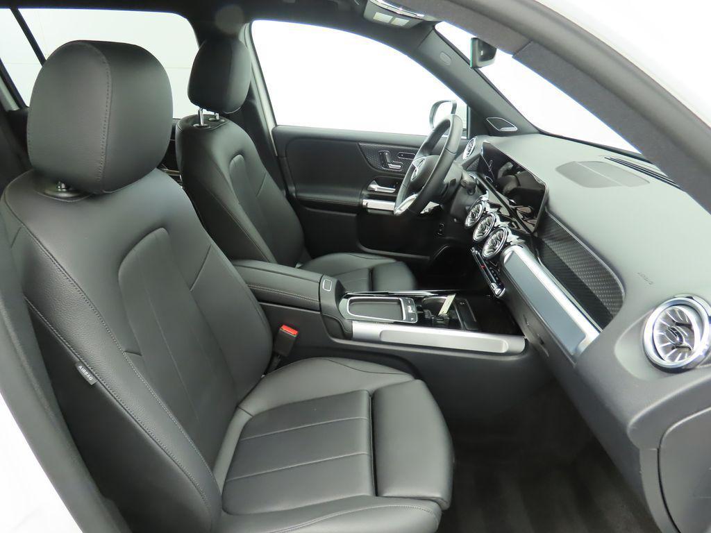 used 2024 Mercedes-Benz GLB 250 car, priced at $36,232