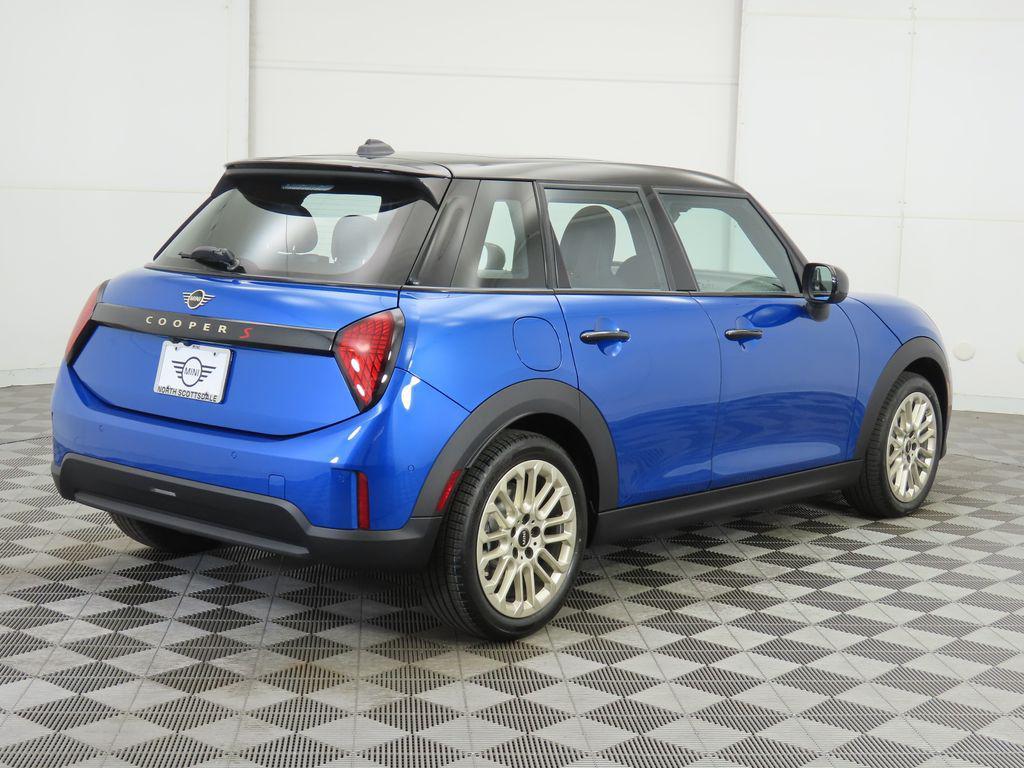 new 2025 MINI Hardtop car, priced at $37,315