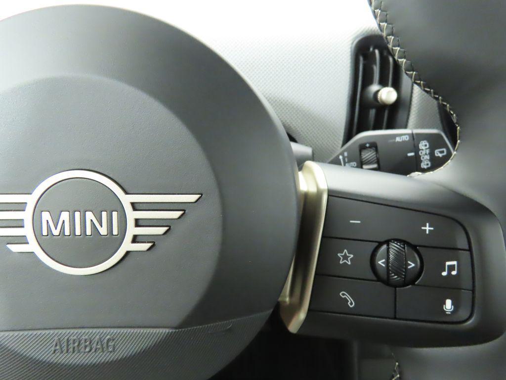 new 2025 MINI Hardtop car, priced at $37,315