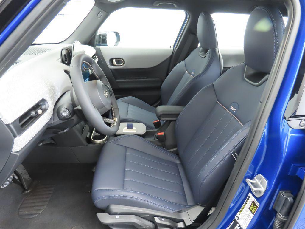 new 2025 MINI Hardtop car, priced at $37,315