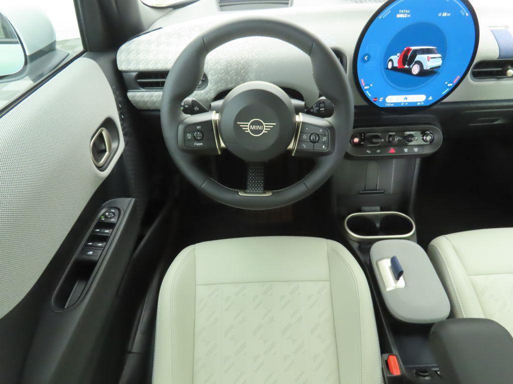 new 2025 MINI Hardtop car, priced at $38,410