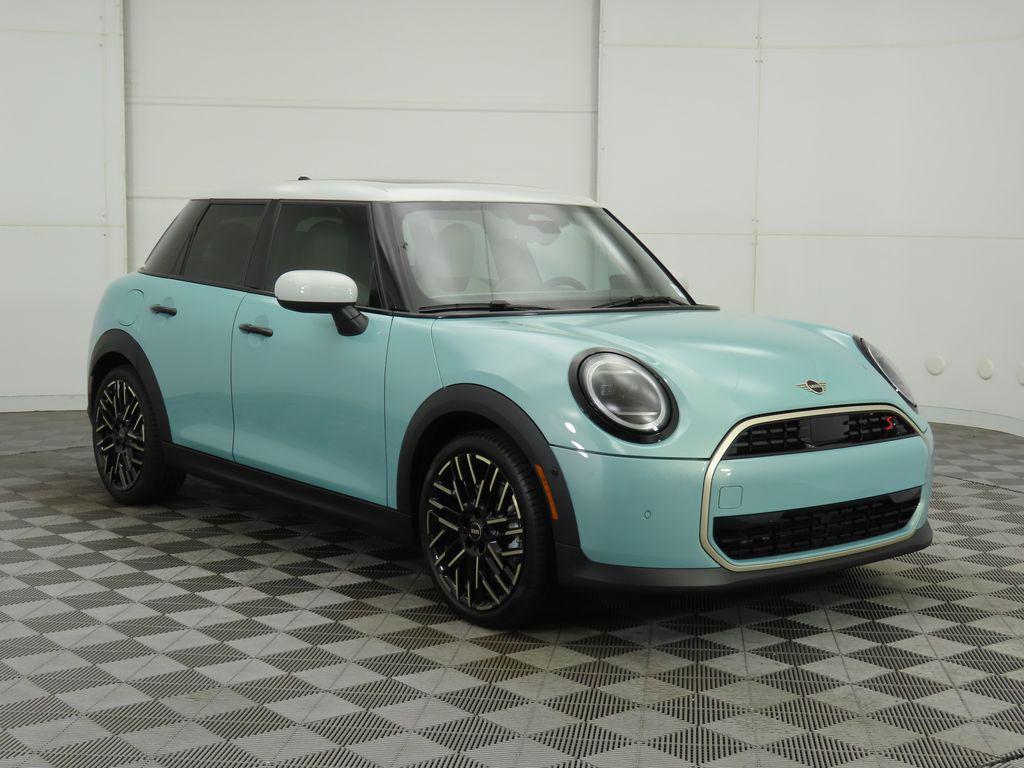 new 2025 MINI Hardtop car, priced at $38,410