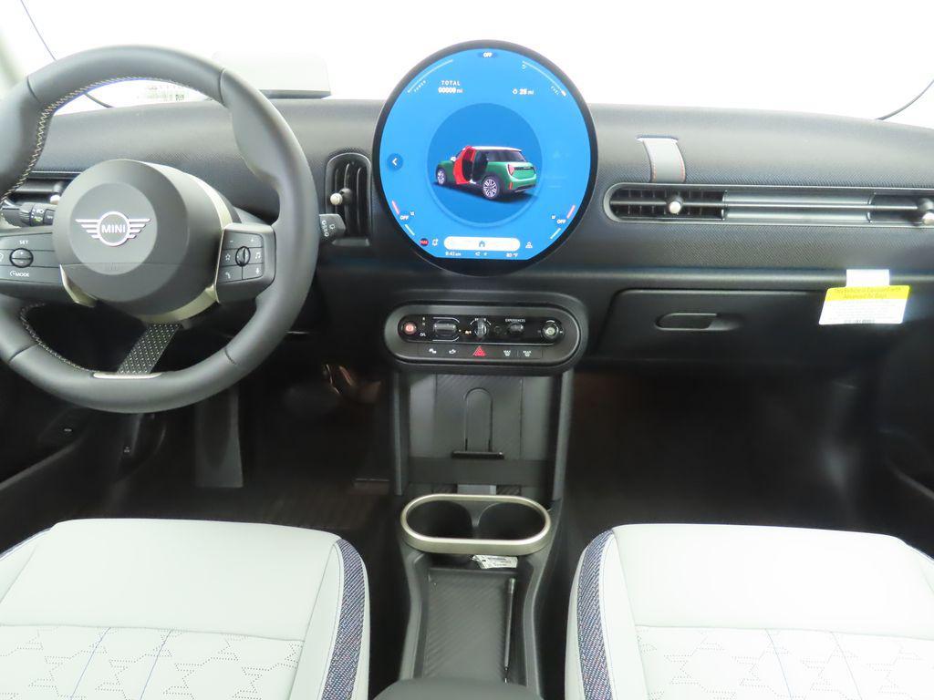 used 2025 MINI Hardtop car, priced at $33,222