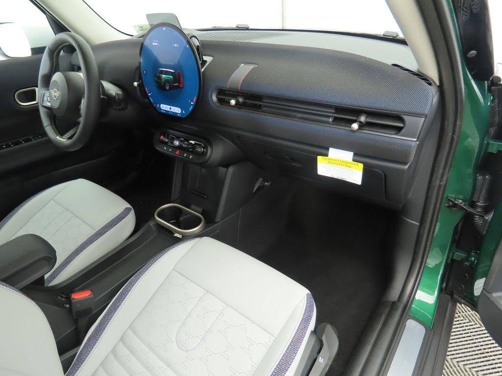 used 2025 MINI Hardtop car, priced at $33,222