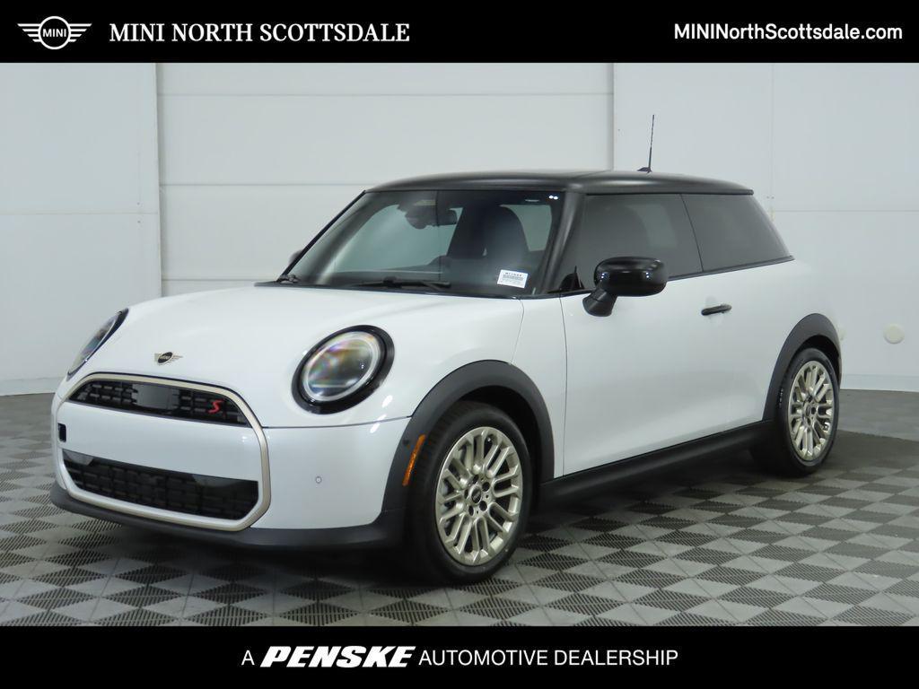 used 2025 MINI Hardtop car, priced at $34,722