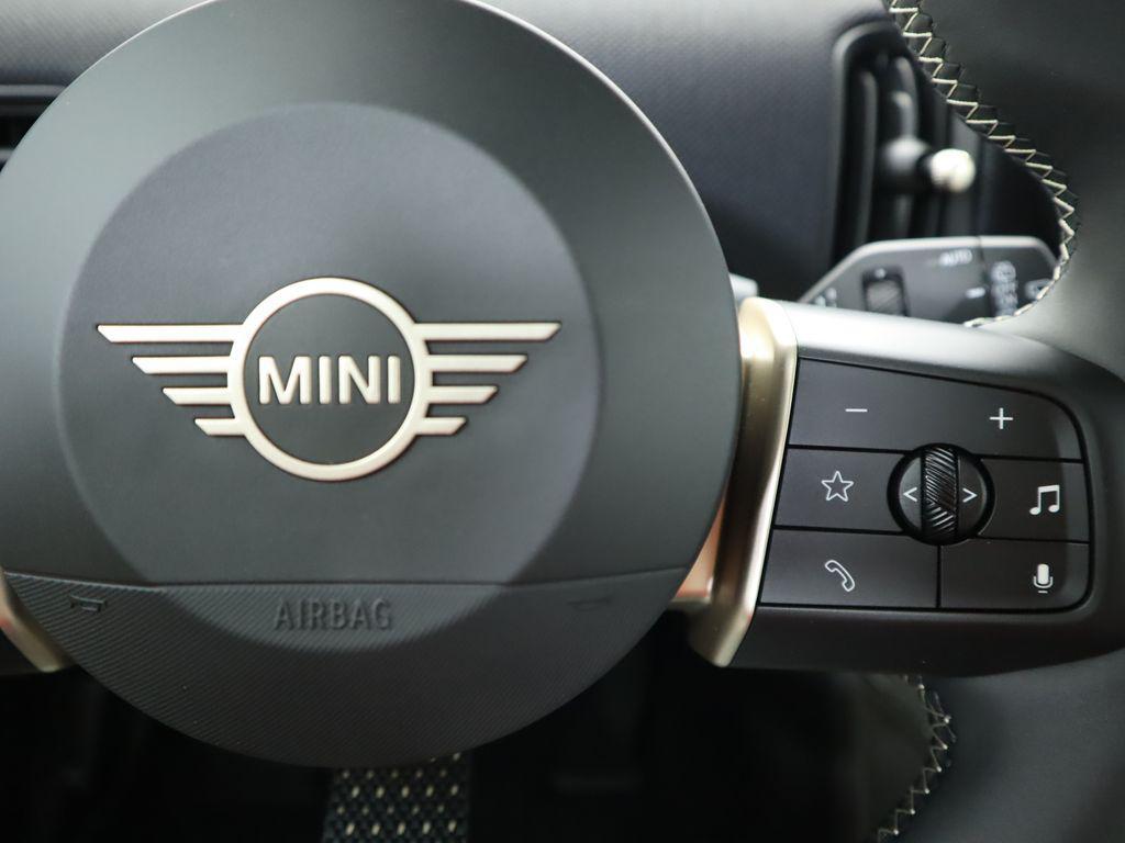 used 2025 MINI Hardtop car, priced at $31,922