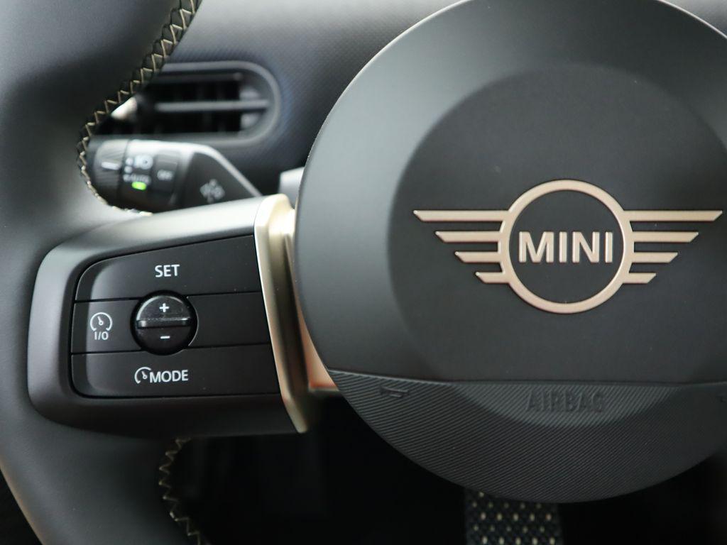 used 2025 MINI Hardtop car, priced at $31,922