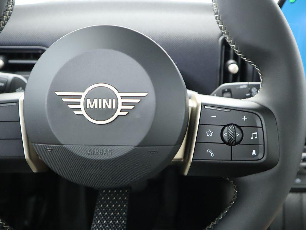 used 2025 MINI Hardtop car, priced at $30,922